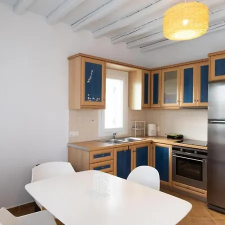 Dreamscape Cozy 3-bedroom Mykonos Hideaway Apartment *