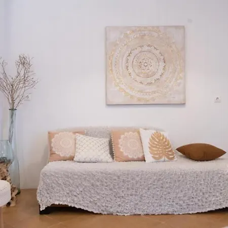 Dreamscape Cozy 3-bedroom Mykonos Hideaway Apartment Ano Mera